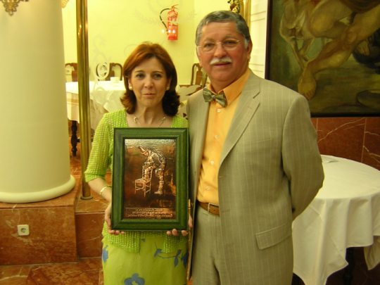 regalo repujado